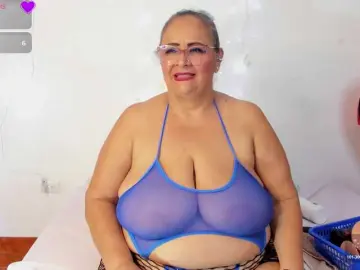 Bbwsalome  live sex cam