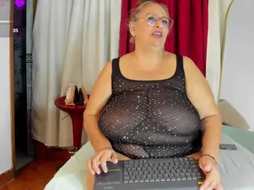 Bbwsalome  live sex cam