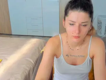 Mariemarie03  live sex cam