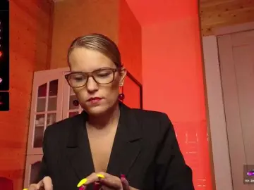 Sweeteve050  live sex cam