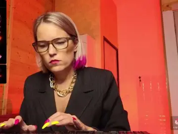 Sweeteve050  live sex cam