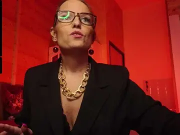 Sweeteve050  live sex cam