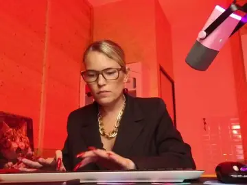 Sweeteve050  live sex cam