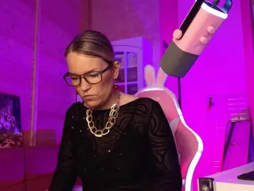 Sweeteve050  live sex cam
