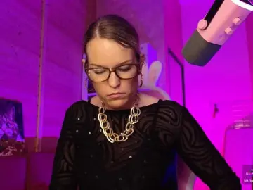 Sweeteve050  live sex cam