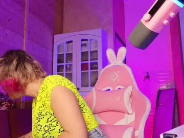 Sweeteve050  live sex cam