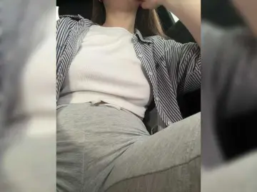 CyrilaPuff  live sex cam