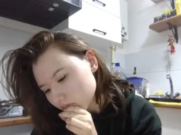 GlennisSarvis  live sex cam