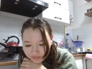 GlennisSarvis  live sex cam