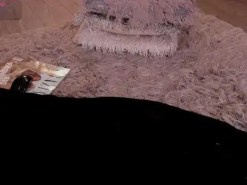 Kloe-S  live sex cam