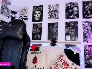 Lexyjoyce  live sex cam