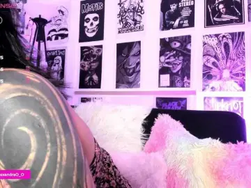 Lexyjoyce  live sex cam