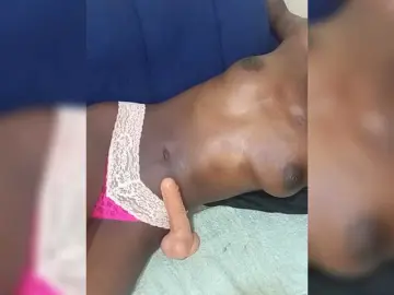 Nairobidoll  live sex cam