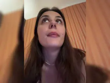 StaceyClurk  live sex cam