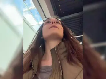 StaceyClurk  live sex cam