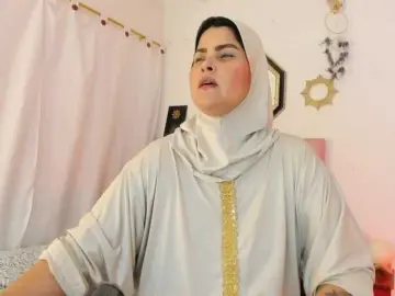 AishaAmin  live sex cam