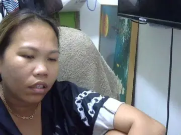 Bunnygreen  live sex cam