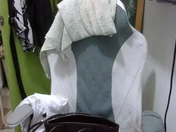 Bunnygreen  live sex cam