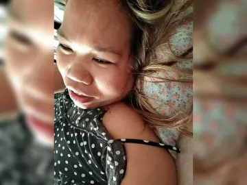 Bunnygreen  live sex cam