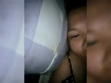 Bunnygreen  live sex cam