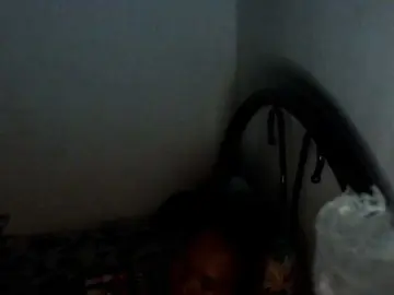 Bunnygreen  live sex cam
