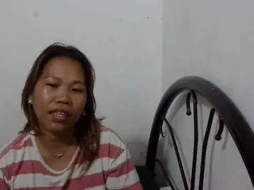 Bunnygreen  live sex cam