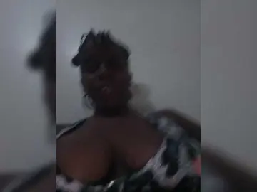 Chocobarbie  live sex cam