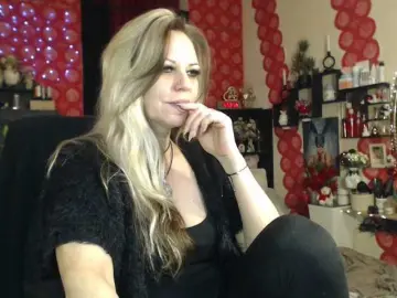 LadyVelvet  live sex cam