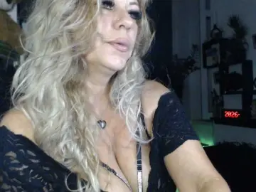 LadyVelvet  live sex cam