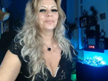 LadyVelvet  live sex cam