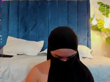 MIRANDACUTE  live sex cam
