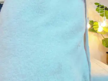 MIRANDACUTE  live sex cam