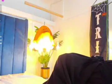 MIRANDACUTE  live sex cam