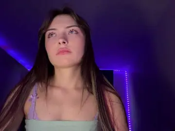 OlyaPuzz  live sex cam