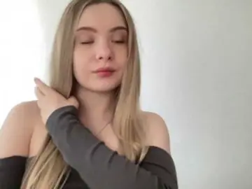 Polishangel222  live sex cam