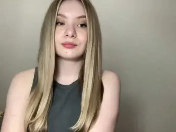 Polishangel222  live sex cam
