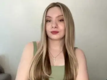 Polishangel222  live sex cam