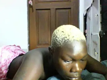 Sweetchocolate  live sex cam