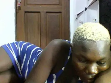 Sweetchocolate  live sex cam