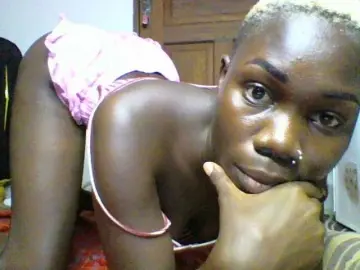 Sweetchocolate  live sex cam