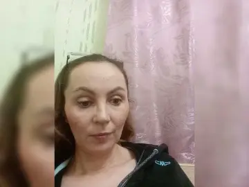 TessBertie  live sex cam
