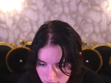 ZlataSky  live sex cam