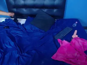 Naughty-big-ass18  live sex cam