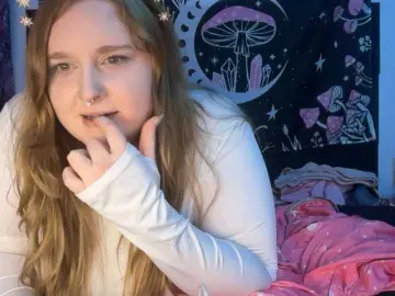 Thickgingergoddess  live sex cam