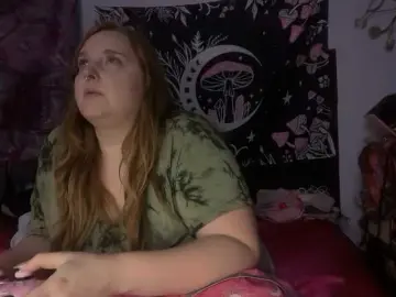 Thickgingergoddess  live sex cam