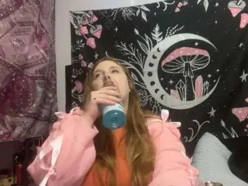 Thickgingergoddess  live sex cam