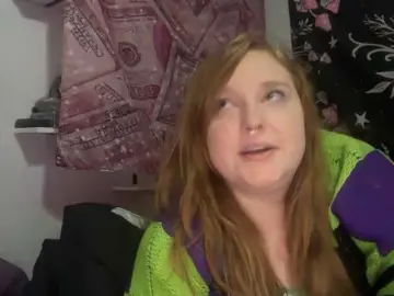 Thickgingergoddess  live sex cam