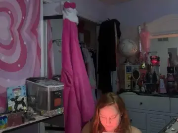 Thickgingergoddess  live sex cam