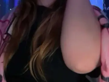 Thickgingergoddess  live sex cam