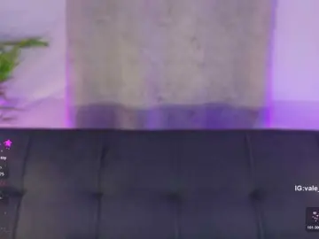 Valeri-blake1  live sex cam
